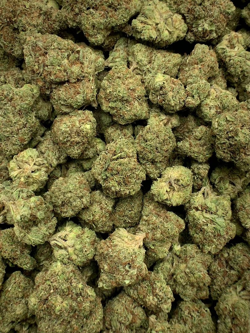 London Pound Cake THCa Flower 2 London Pound Cake THCa Flower - Image 2